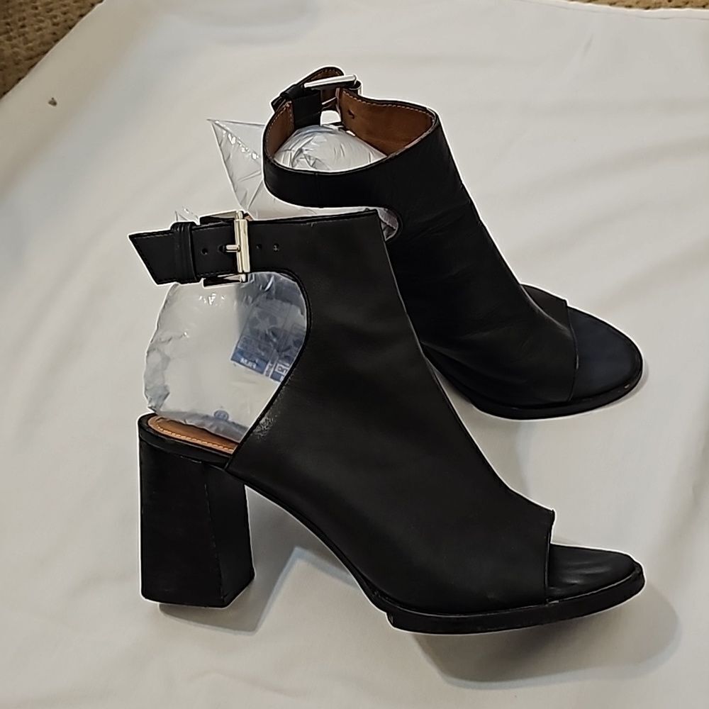 & Other Stories Black Peep‎ Toe Platform Heels size 9